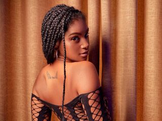 strip tease PamelaJons