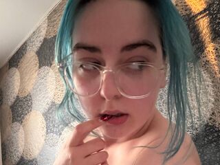 girl shaving pussy PixieJones