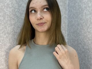 camgirl fingering pussy QuennaHeaston