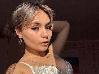 hot webcam slut RebeccaRodrigez