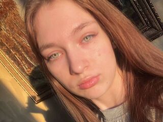 camslut masturbating RociSonina