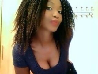 naked cam girl masturbating with dildo RoritaJames