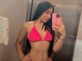 naked webcamgirl RoxanneBlair