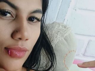 naked camgirl SamaraBles