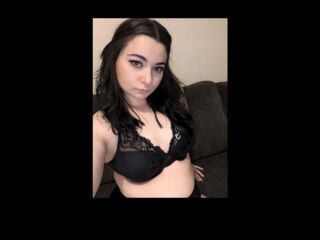 naughty camwhore SashaMaroon
