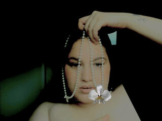 bedroom webcam SeraphineOrchid