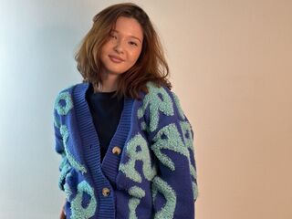 fingering camslut ShantaGonsalues