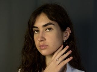 camgirl playing with dildo ShelaCurren