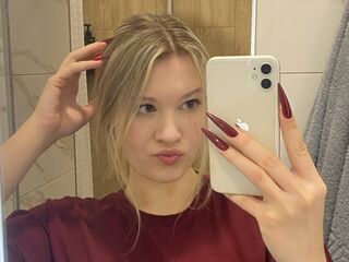 free livesex SkyeDavi