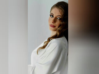 adult cam show SofiaVoset