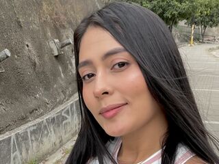 webcam girl SophieKiido