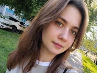 live webcam model SweetyKi