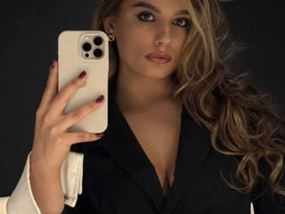 camwhore masturbating TaHillmer