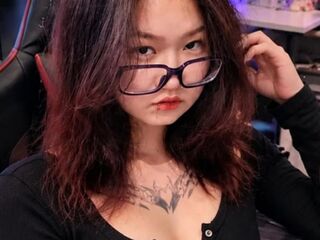 sexy live cam girl TishaOyervides