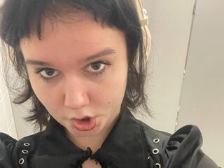 chat room webcam photo TracyLilith