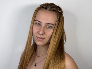 naked girl with webcam masturbating VerniceKesinger
