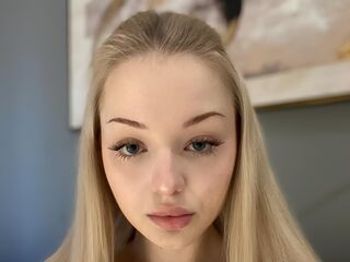 cam girl playing with sextoy VetaWizley
