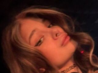 nude webcam girl photo ViolaKerelina
