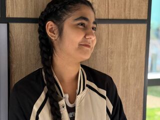 free webcam chatroom YukoKlapper