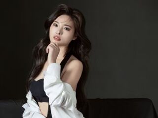 fingering camwhore YunLulu