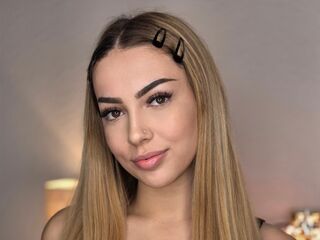 nude webcam girl ZaraPlaya